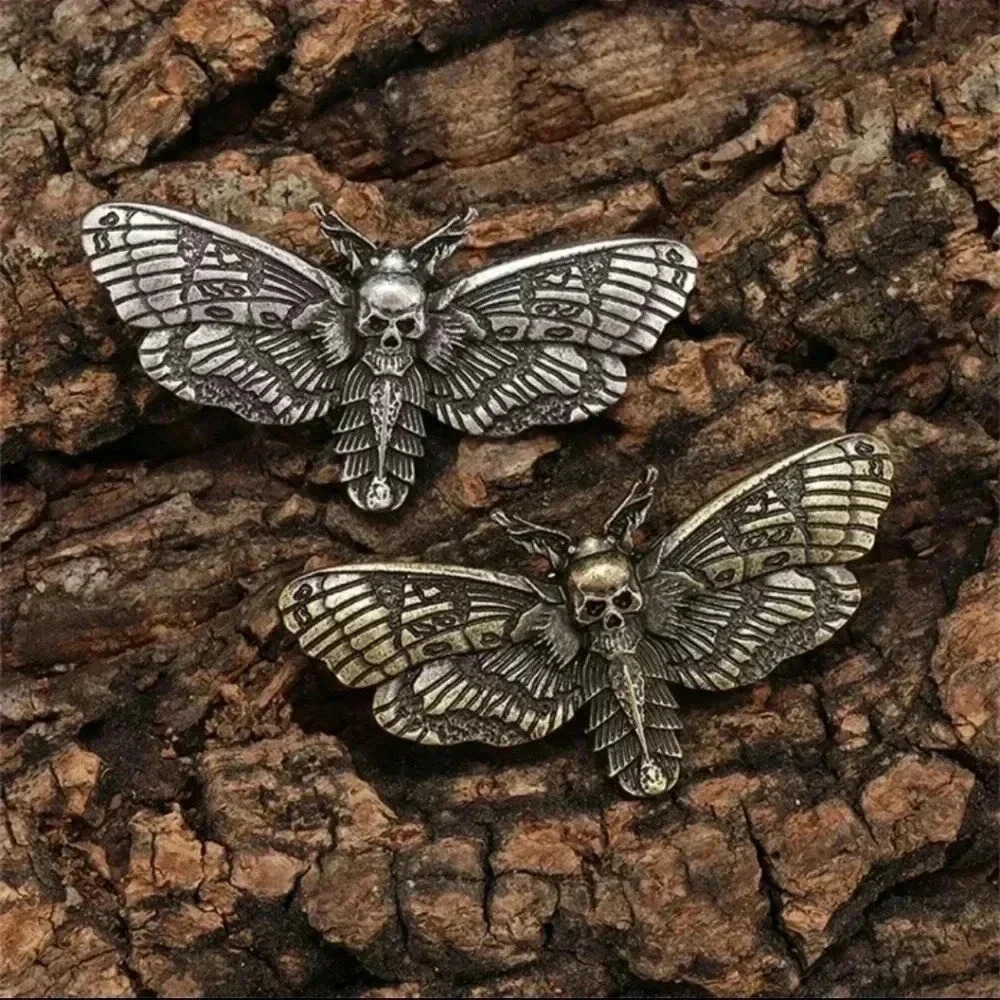 Gothic skull moth brooch enamel charm accessories women's black grey white black - Picture 3 of 3
